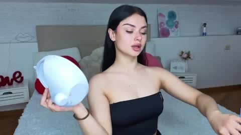 Snapshot of kitty_cut1ee_ chatting on May 28, 2026, 6:32 am kitty_cut1ee_ online show from May 28, 2026, 6:32 am