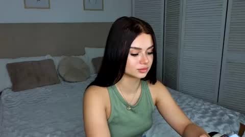 kitty_cut1ee_ online show from July 14, 2026, 10:21 am