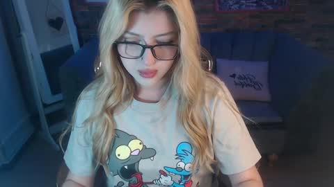 Snapshot of kitty_fox_b chatting on January 9, 2025, 6:57 pm kitty_fox_b online show from January 9, 2025, 6:57 pm