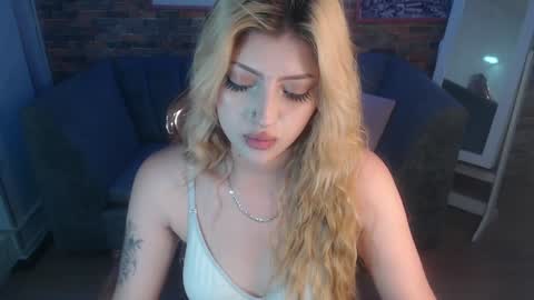Snapshot of kitty_fox_b chatting on January 20, 2025, 3:50 pm kitty_fox_b online show from January 20, 2025, 3:50 pm