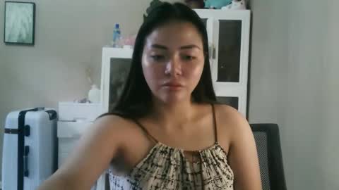 kitty_fussy online show from September 14, 2025, 7:40 am