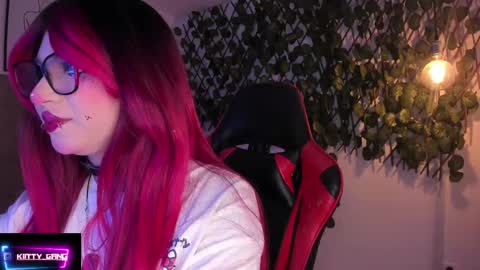 Camila online show from September 9, 2025, 2:22 am