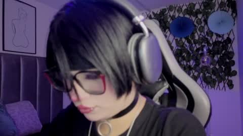 Snapshot of kitty_gang chatting on April 30, 2026, 1:45 am Camila online show from April 30, 2026, 1:45 am