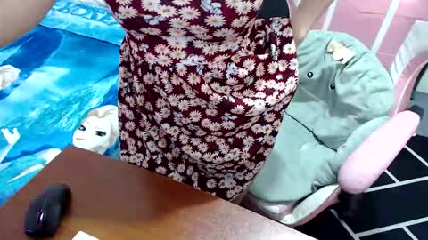 Kate online show from November 21, 2025, 9:13 pm