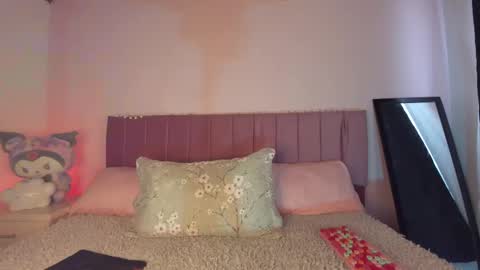 Snapshot of kitty_kryss chatting on October 23, 2025, 2:16 pm kitty_kryss online show from October 23, 2025, 2:16 pm