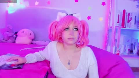     online show from March 7, 2025, 11:40 am