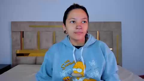 Kitty Rave online show from September 10, 2025, 12:49 pm