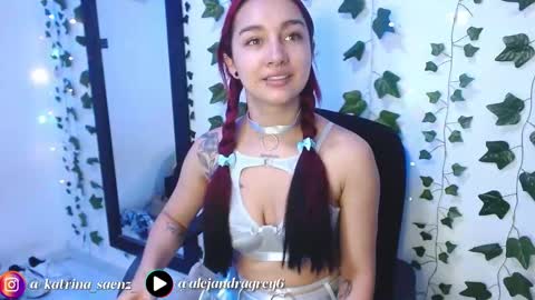 Snapshot of kitty_saenz chatting on February 15, 2025, 8:54 pm Kitty Saenz online show from February 15, 2025, 8:54 pm
