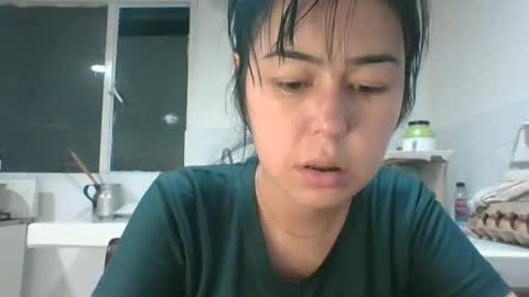 kitty_small69 online show from January 10, 2026, 3:19 am