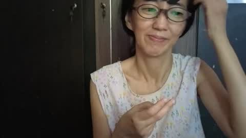 Snapshot of kittyanaa chatting on June 17, 2026, 8:17 am kittyanaa online show from June 17, 2026, 8:17 am
