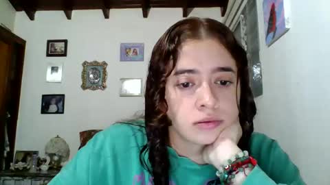  kitty independent model online show from January 28, 2025, 11:28 pm