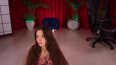 Katya online show from December 3, 2025, 12:40 am