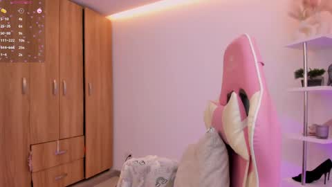 Snapshot of kittyfeet2 chatting on May 25, 2026, 7:31 pm kitty online show from May 25, 2026, 7:31 pm