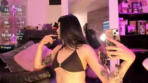 Snapshot of kittygoth_ chatting on November 28, 2025, 7:16 pm Kitty Goth online show from November 28, 2025, 7:16 pm