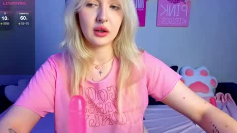 kittykendall online show from June 26, 2026, 6:45 pm