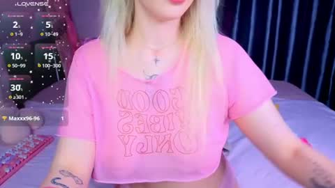 kittykendall online show from July 17, 2026, 6:35 pm