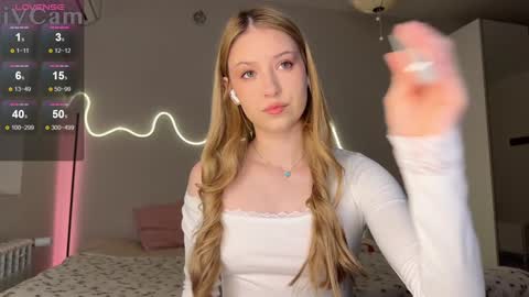 Snapshot of kittyloffe chatting on February 11, 2026, 3:11 am Monika online show from February 11, 2026, 3:11 am