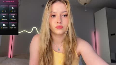 Snapshot of kittyloffe chatting on March 18, 2026, 3:42 am Monika online show from March 18, 2026, 3:42 am