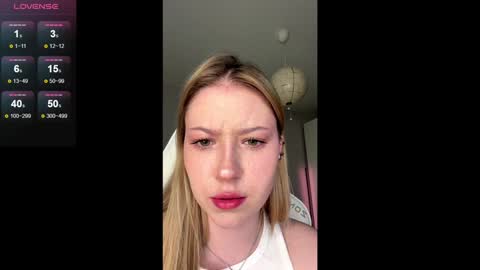 Snapshot of kittyloffe chatting on March 23, 2026, 3:21 am Monika online show from March 23, 2026, 3:21 am