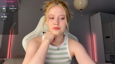 Monika online show from May 31, 2026, 3:26 am
