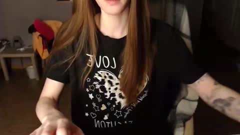 KittyloveMoon online show from April 30, 2026, 8:37 pm