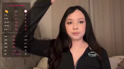 mia online show from January 15, 2025, 9:56 am