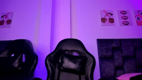 kitty online show from March 31, 2026, 3:56 pm