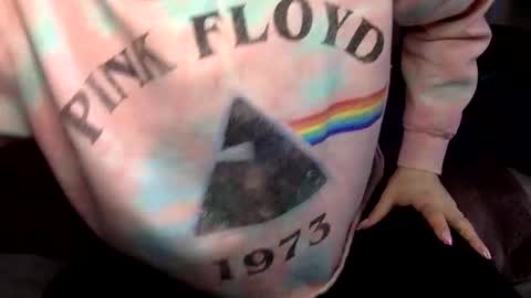 Kitty Sub online show from November 19, 2025, 8:53 pm