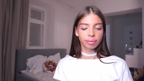 Snapshot of kittyummy chatting on November 26, 2025, 5:14 pm Alice online show from November 26, 2025, 5:14 pm