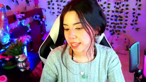 Kittyuwu  online show from November 4, 2025, 6:40 pm