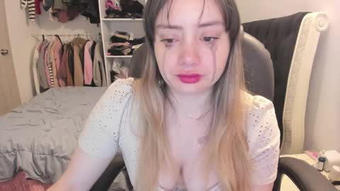 kittywantslove23 online show from December 14, 2025, 9:08 pm