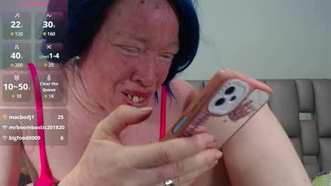 Snapshot of kittywhiteass chatting on October 16, 2025, 4:35 am kittywhiteass online show from October 16, 2025, 4:35 am