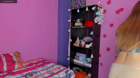 Snapshot of kittyzenn chatting on January 26, 2025, 2:14 am Kitty Zen online show from January 26, 2025, 2:14 am