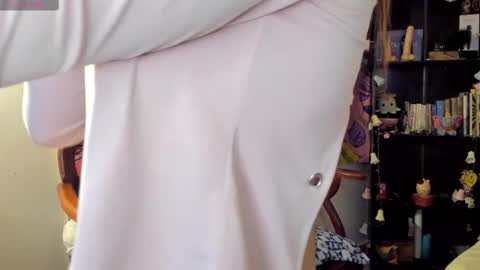 Snapshot of kittyzenn chatting on November 11, 2025, 9:37 pm Kitty Zen online show from November 11, 2025, 9:37 pm