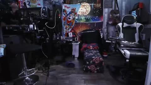 Snapshot of kiveuxmakeu chatting on September 18, 2025, 7:27 pm kiveuxmakeu online show from September 18, 2025, 7:27 pm