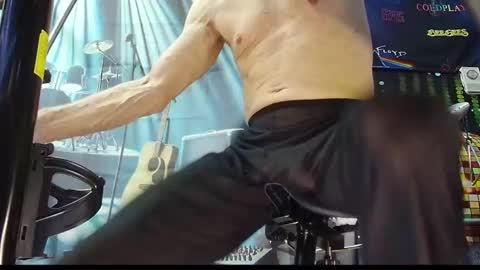 Snapshot of kiveuxmakeu chatting on September 27, 2025, 4:45 pm kiveuxmakeu online show from September 27, 2025, 4:45 pm