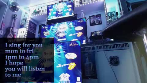 Snapshot of kiveuxmakeu chatting on November 1, 2025, 8:11 pm kiveuxmakeu online show from November 1, 2025, 8:11 pm