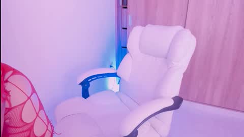 Little piece of fruit online show from February 19, 2026, 8:38 pm