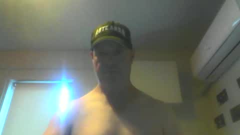 Snapshot of kiwiguy19773 chatting on December 28, 2024, 5:02 am kiwiguy19773 online show from December 28, 2024, 5:02 am