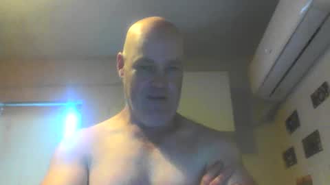 Snapshot of kiwiguy19773 chatting on February 14, 2025, 6:23 am kiwiguy19773 online show from February 14, 2025, 6:23 am