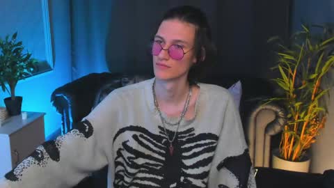 Klaude Jam online show from April 13, 2026, 3:28 pm