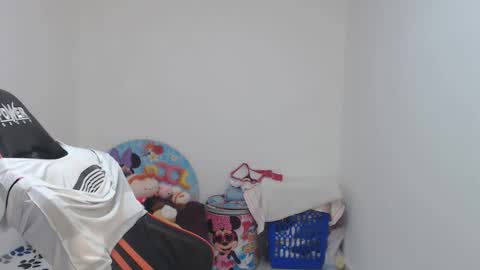 Snapshot of klauss_123 chatting on May 2, 2026, 6:40 am klauss 123 online show from May 2, 2026, 6:40 am