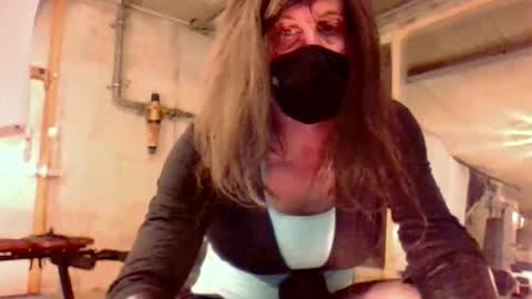 Snapshot of klee6666 chatting on February 8, 2026, 9:40 pm klee6666 online show from February 8, 2026, 9:40 pm