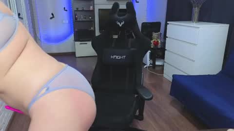 Alisa.         online show from April 5, 2026, 6:27 pm