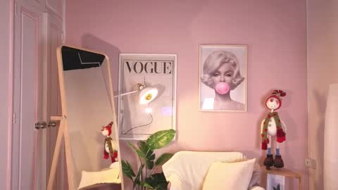 kloe222 online show from November 26, 2025, 2:18 pm