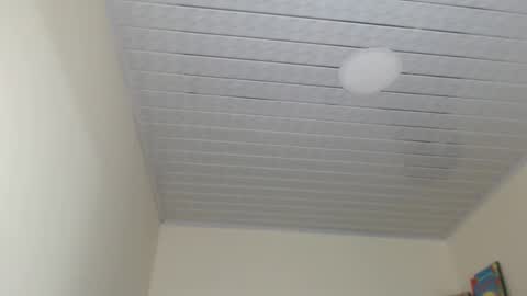 Kloe online show from November 5, 2025, 6:57 am