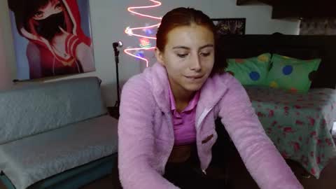 Snapshot of kloe_deker chatting on December 9, 2024, 1:34 pm Kloe deker online show from December 9, 2024, 1:34 pm