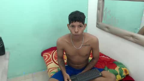 kloe matias online show from October 22, 2025, 2:01 am