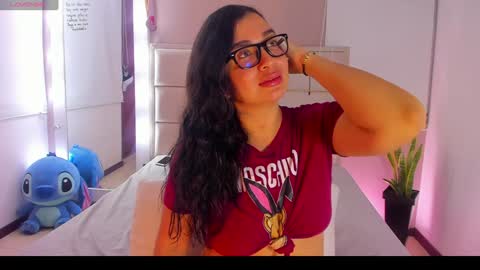 Snapshot of kloeass chatting on December 4, 2024, 2:31 am SOPHIA RIVERA online show from December 4, 2024, 2:31 am