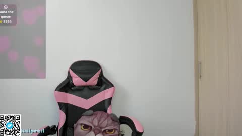 Camila Reyes online show from March 19, 2026, 12:42 pm